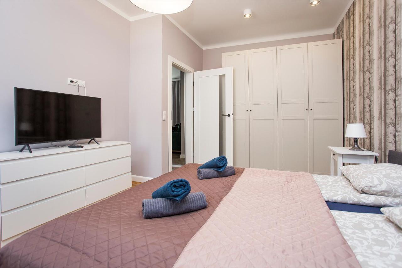 Urban Jungle Apartment In The Heart Of The City Bialystok Exterior photo